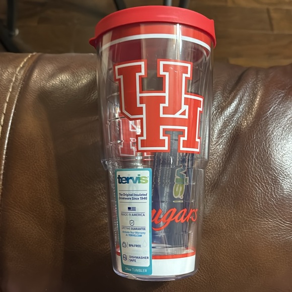 Tervis University of Houston 24 oz Tradition
Classic Tumbler - Picture 2 of 5